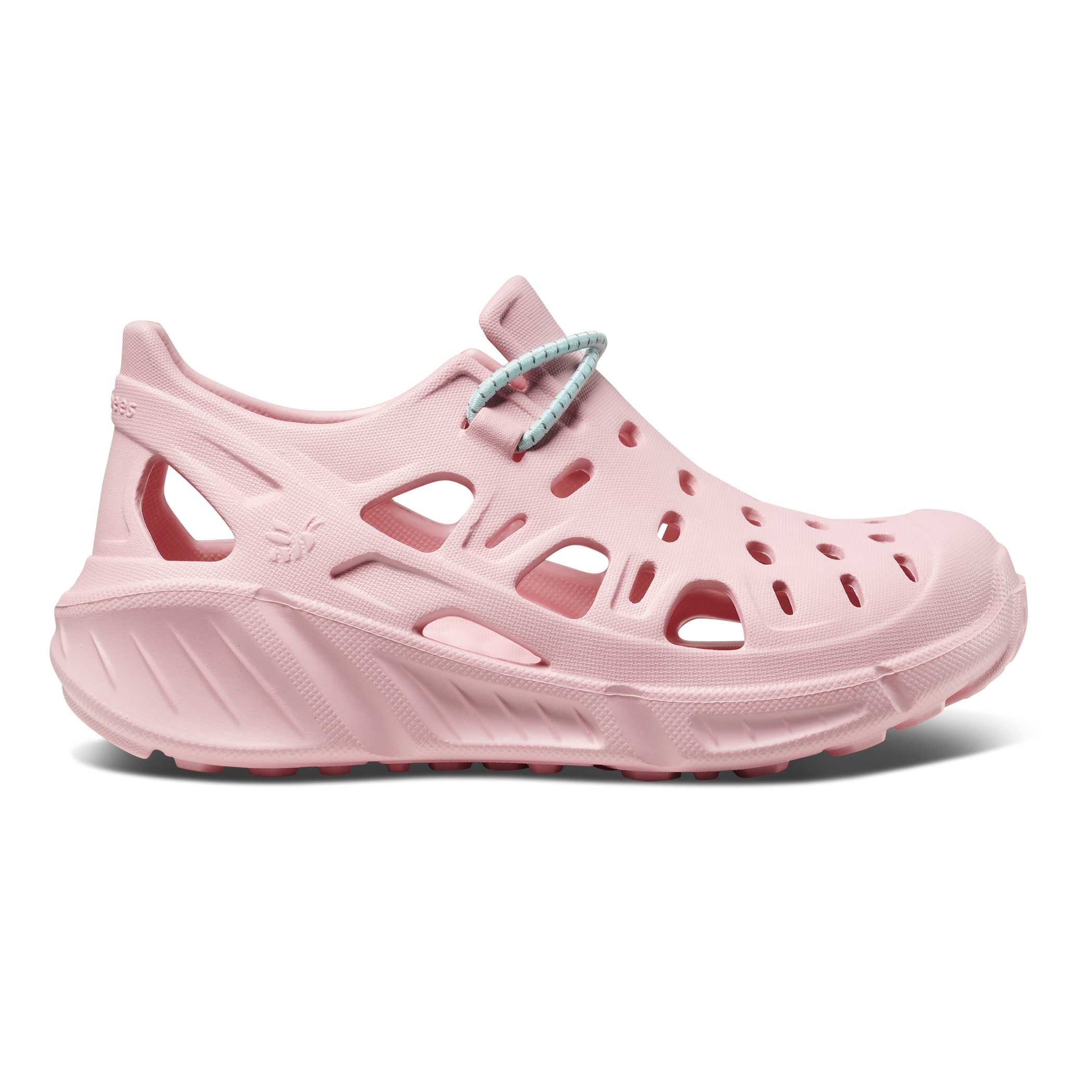 TREKKING SHOES